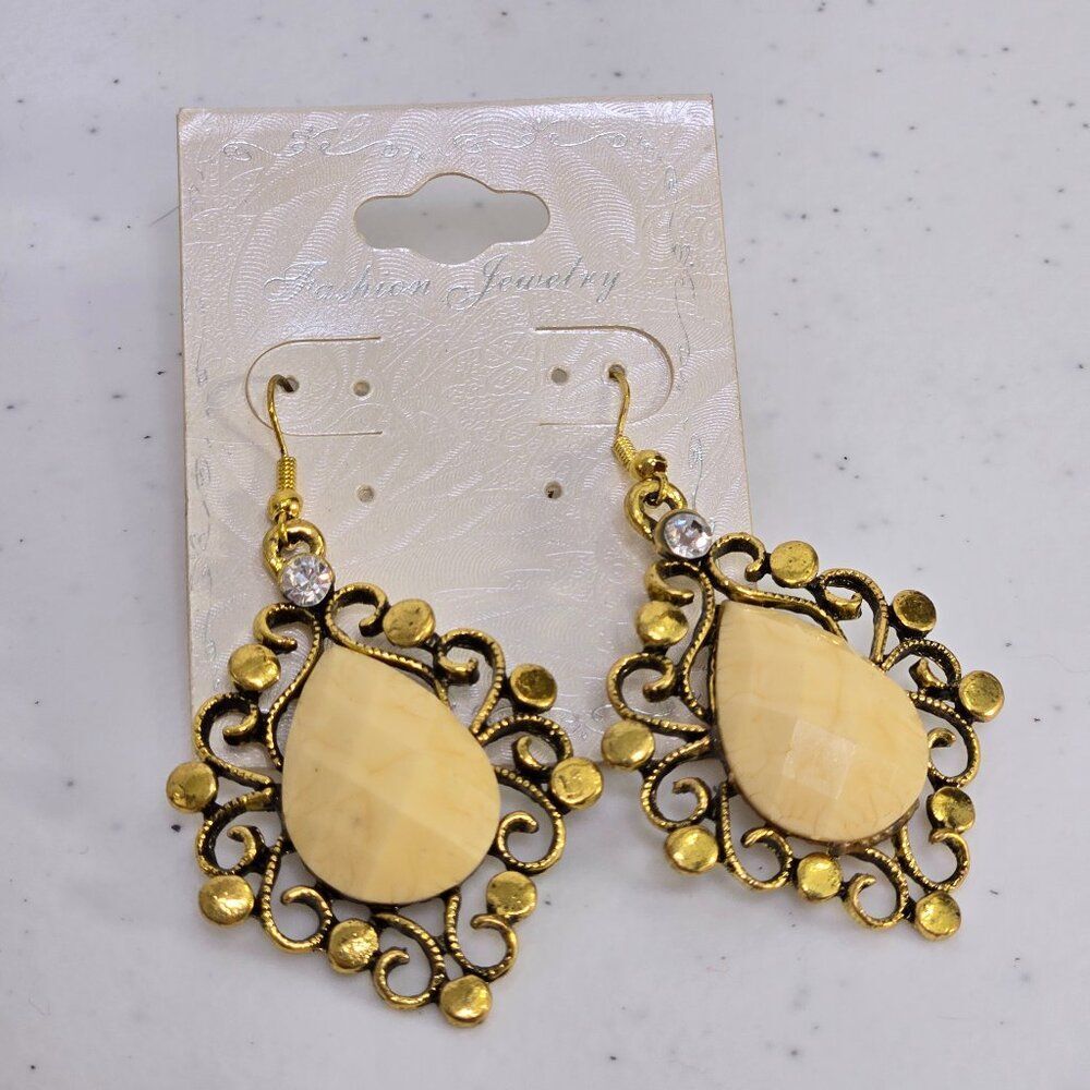 Vintage Filigree Earrings Teardrop Swirl Art Nouveau Cream Gold Tone Rhinestone